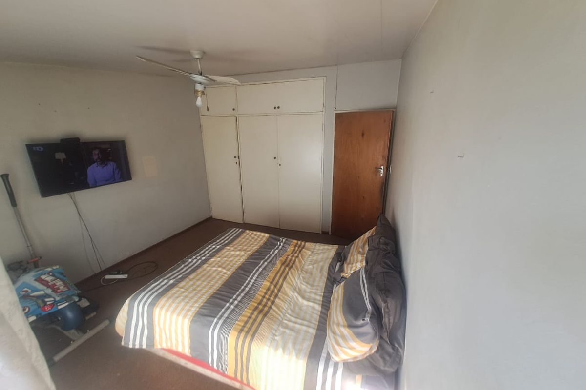 2.5 bedroom Townhouse for sale - Photo 5