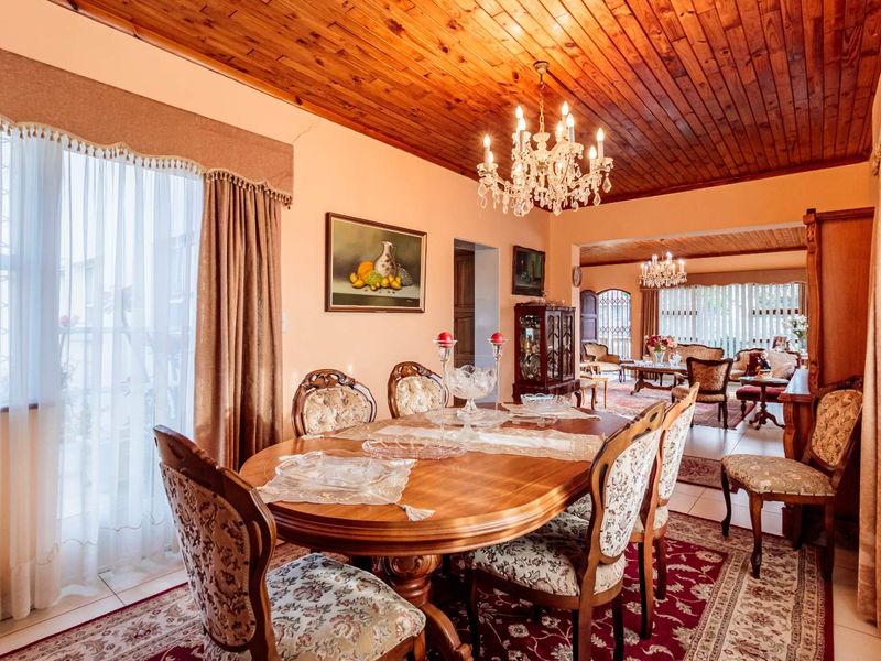 Immaculate Family Home in Westering with Pool, Garden & Ample Space! - Photo 5