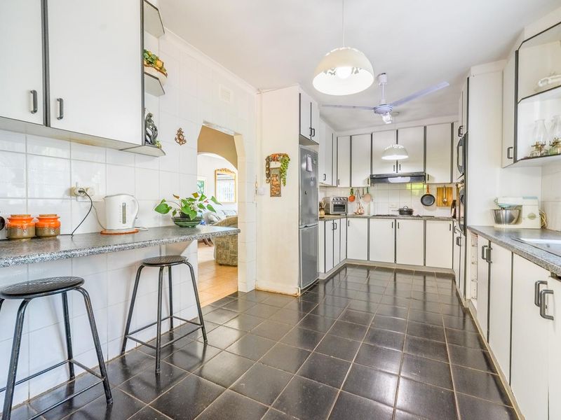 The perfect starter home in sought after Glen Anil-Durban North! - Photo 4