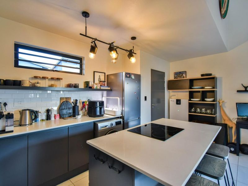 Modern, one bedroom Apartment in Menlo Park - Photo 5