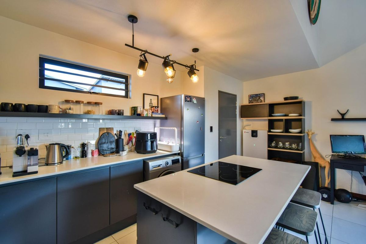 Modern, one bedroom Apartment in Menlo Park - Photo 5