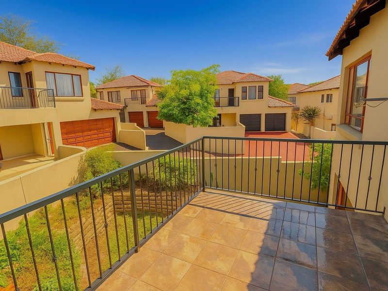 A stunning 3-bedroom house in Craigavon, Fourways - Photo 2
