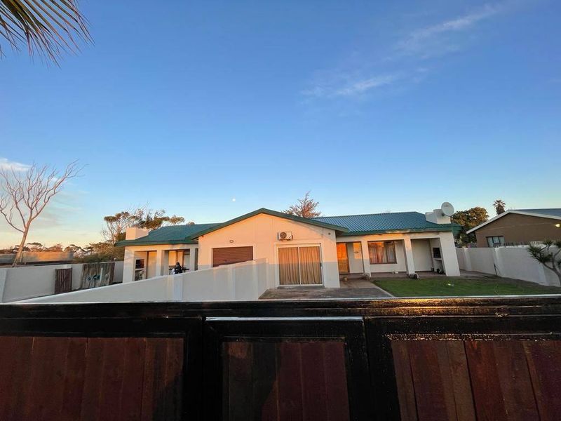 Oranjemund- For Sale_ N$2 643 000 - Photo 5