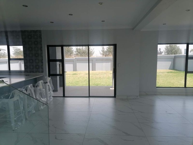 Estate Living NO TRANSFER FEES - Photo 5