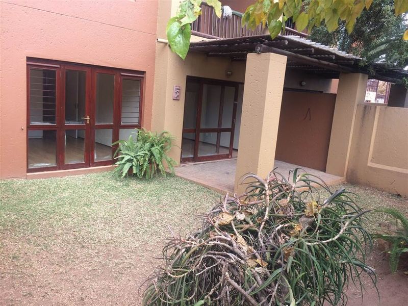 UNFURNISHED 2 BEDROOMS GARDEN - Photo 3