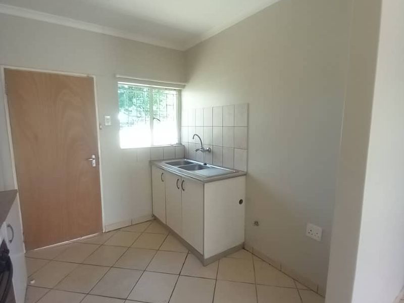 PIONIERSPARK EXT1 FOR SALE (TOWNHOUSE) - Photo 10