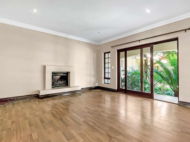 4 BEDROOM FAMILY HOME WITH 2 BEDROOM COTTAGE FOR RENT IN FOURWAYS GARDENS - Photo 5