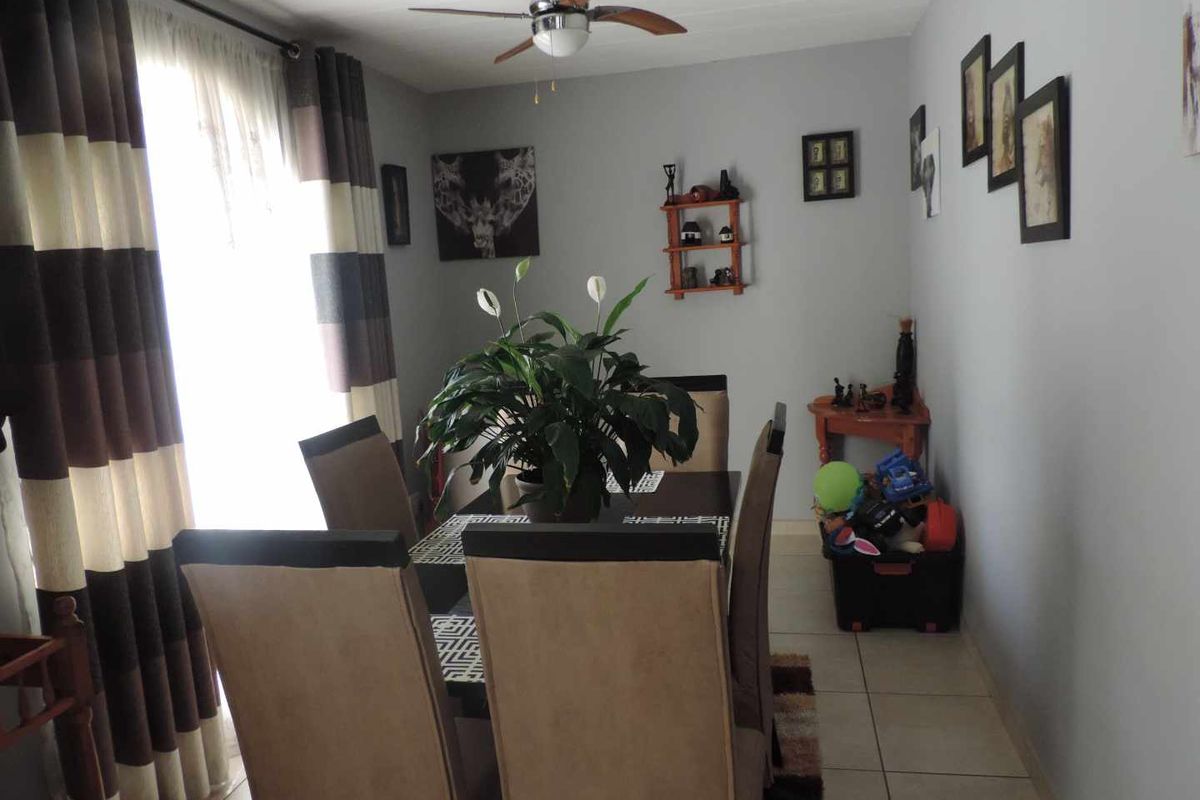 Magnificent 2 bedroomed townhouse in Southcrest - Photo 4