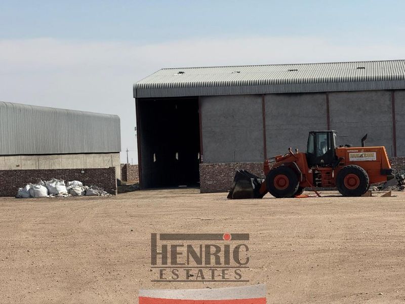 All the Warehouse space you need - In Arandis - Photo 3