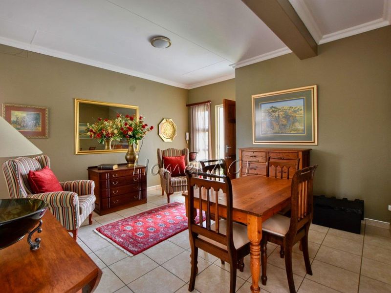 Otjiwarongo, Ext 5, BEAUTIFUL Townhouse is for Sale - Photo 8