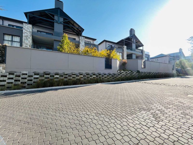 Modern 3 bedroom ground floor apartment for rent at The Polofields, Waterfalll - Photo 7