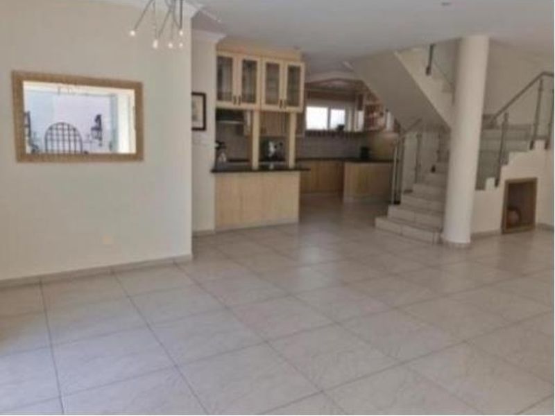 3 Bedroom Cluster in Sandown - Photo 2