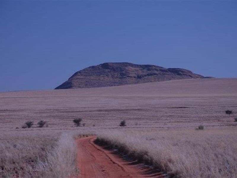 Farm close to Solitaire - Photo 9