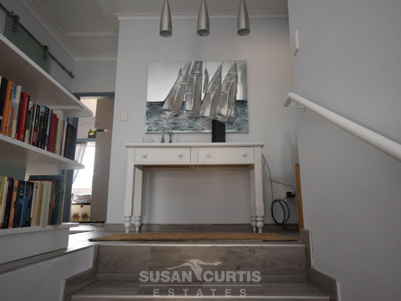 BEACHFRONT HOUSE FOR SALE IN VINETA, SWAKOPMUND - Photo 5