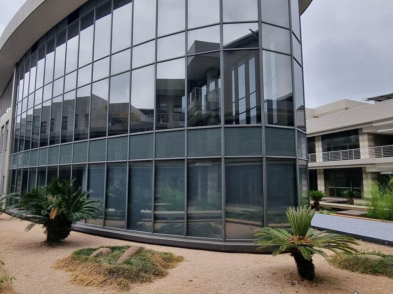 1 097m2 Louwlardia Centurion Office To Let - Photo 8