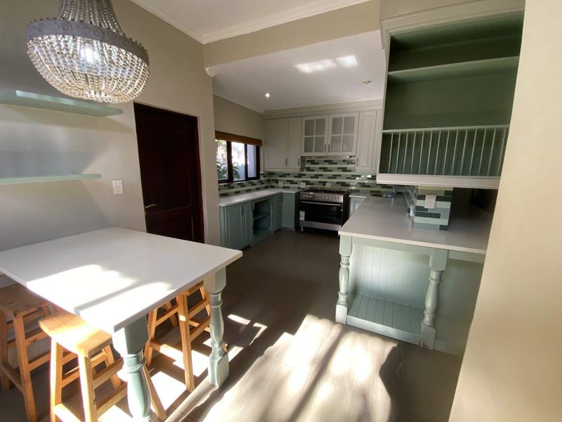 4 Bedroom House in Sable Hills. - Photo 10