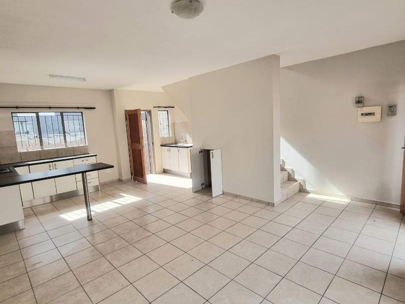 KHOMASDAL EXT 28 | 2 BEDROOM TOWNHOUSES FOR SALE| LANTANA COURT - Photo 6
