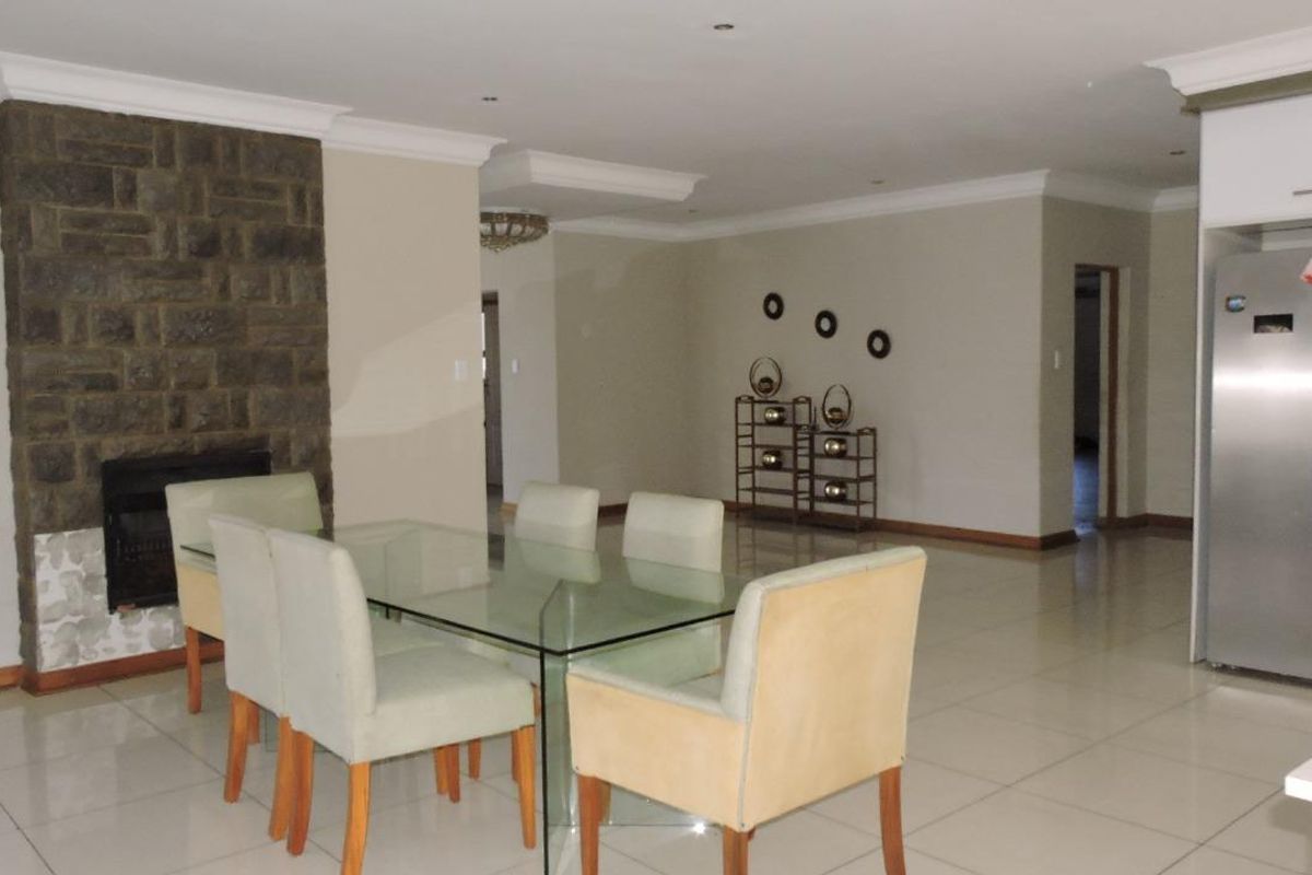 Modern 5 - Bedroom Home with 2 Flatlets in Savannah Country Estate - Photo 5