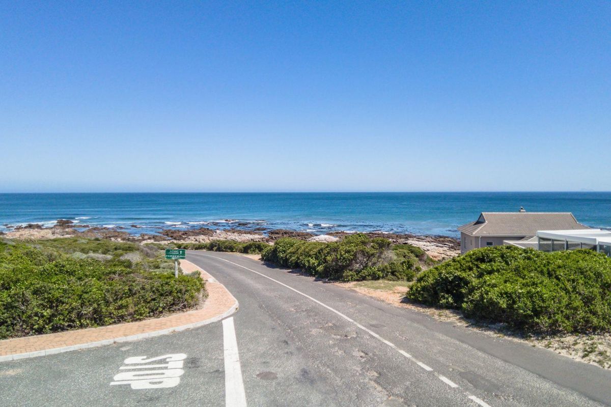 Doubling Up in De Kelders - Photo 2