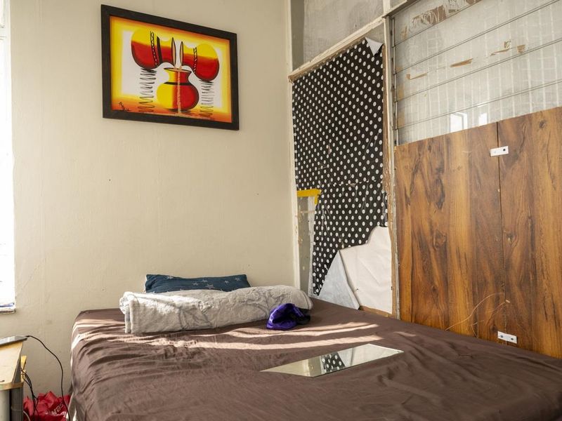 2 Bedroom Apartment Fixer-Upper Opportunity - Photo 6