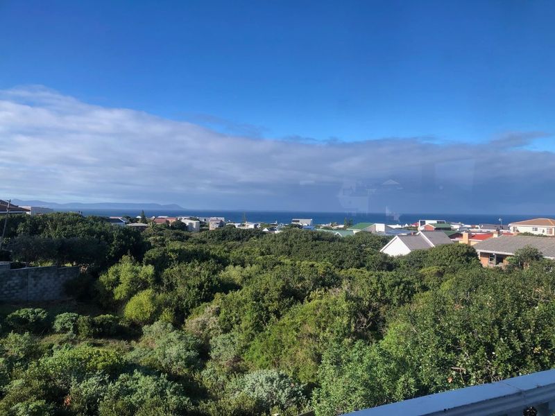 2 Bedroom house in quiet Cul-de-Sac - Photo 3