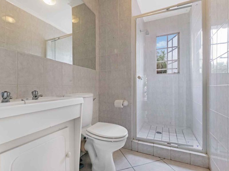 3 BEDROOM, 2 BATHROOM APARTMENT FOR SALE  IN DOUGLASDALE - Photo 9