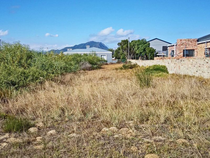 Lagoon Living awaits - Photo 2