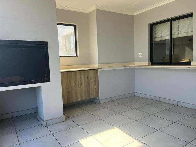 Incredible opportunity in Ballito Hills , priced to sell - Photo 4