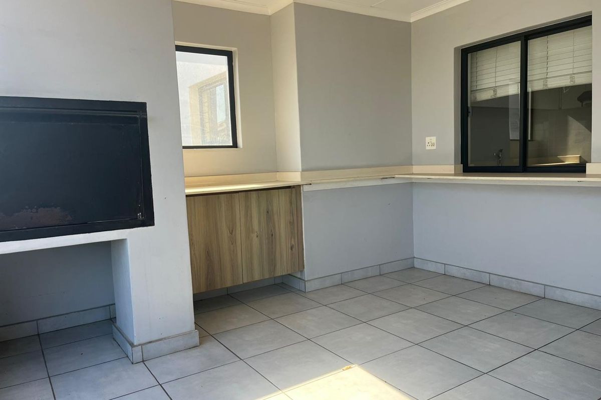 Incredible opportunity in Ballito Hills , priced to sell - Photo 4