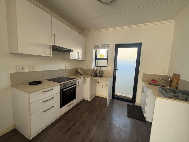 MODERN LIVING IN THE HEART OF RIVONIA – CHOOSE YOUR PERFECT FLOOR! - Photo 5