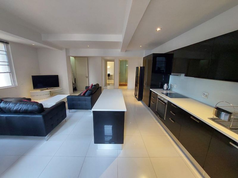 Semi-furnished 2-bedroom To Rent in Cape Town City Centre - Photo 4