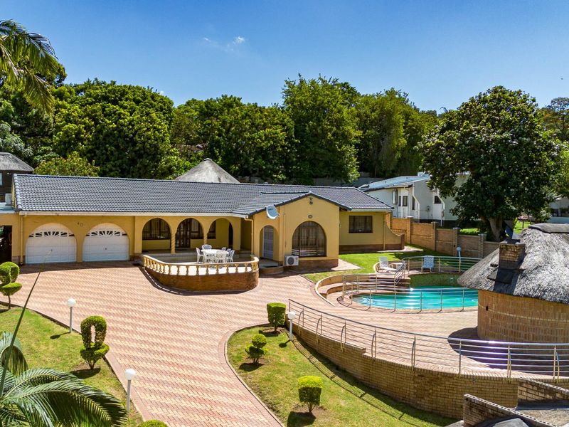 Absolute stunner “ Get ready to fall in love “ - Photo 2