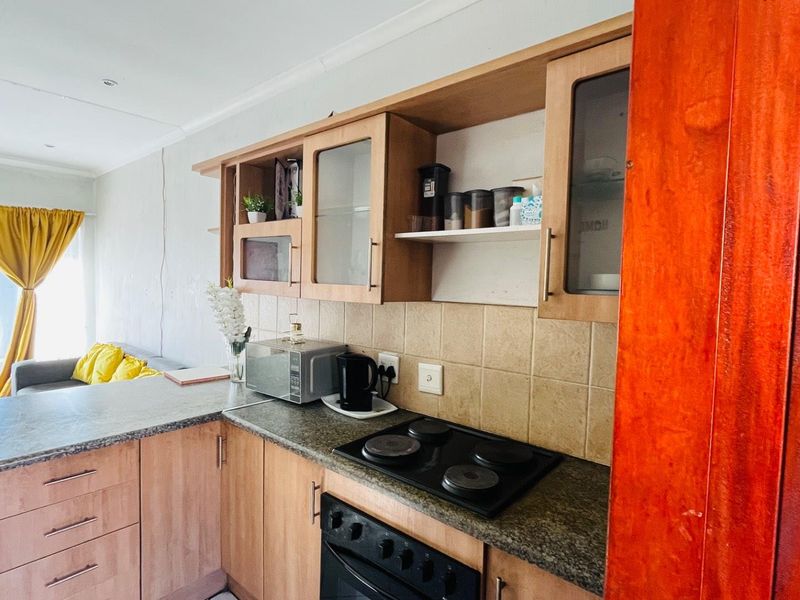 Move in ready apartment - Photo 4