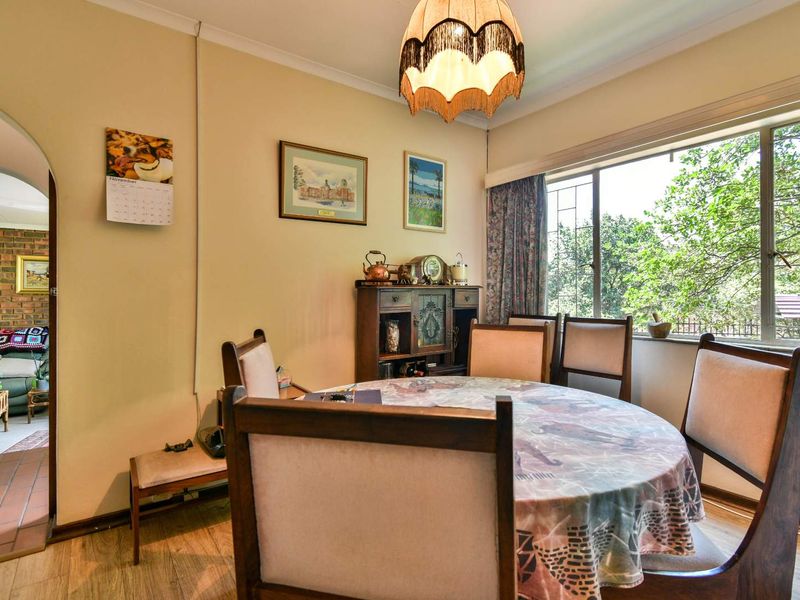 Grand old lady with solid bones. - Photo 7