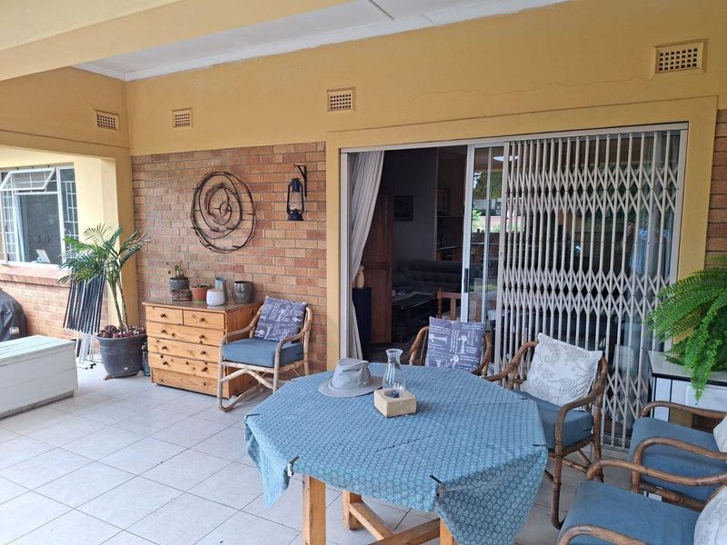 3 Bedroom Family Home with Flatlet in Drakensview, Estcourt - Photo 4