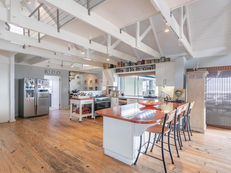 Breathtaking Sea Front Home on double sized erf in Security Estate - Photo 9