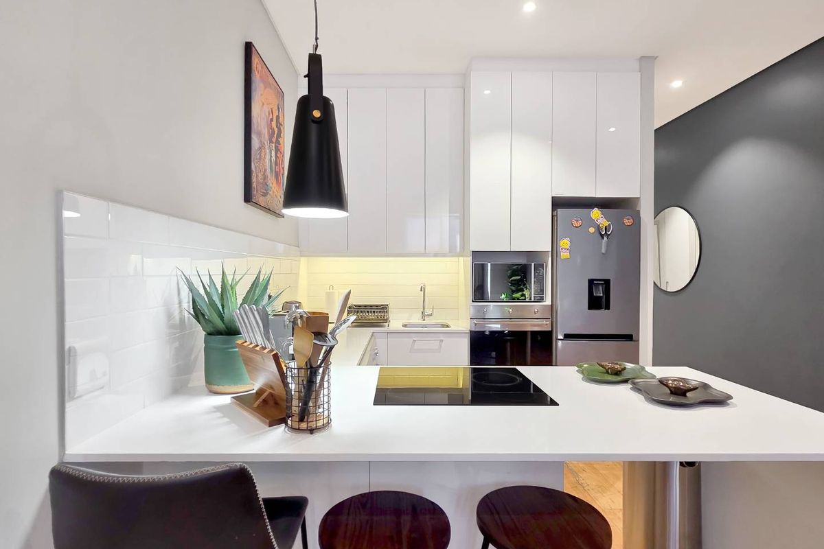 Prime De Waterkant Rental | Secure, Furnished & Move-In Ready - Photo 4
