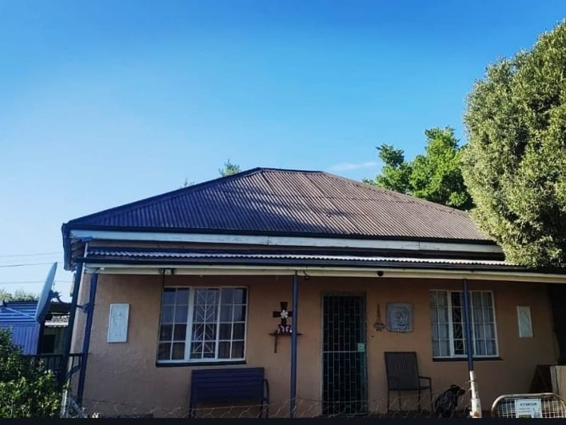 The perfect charming  home for your growing family - Photo 3