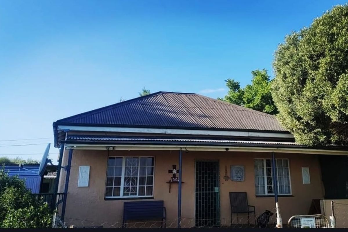 The perfect charming  home for your growing family - Photo 3