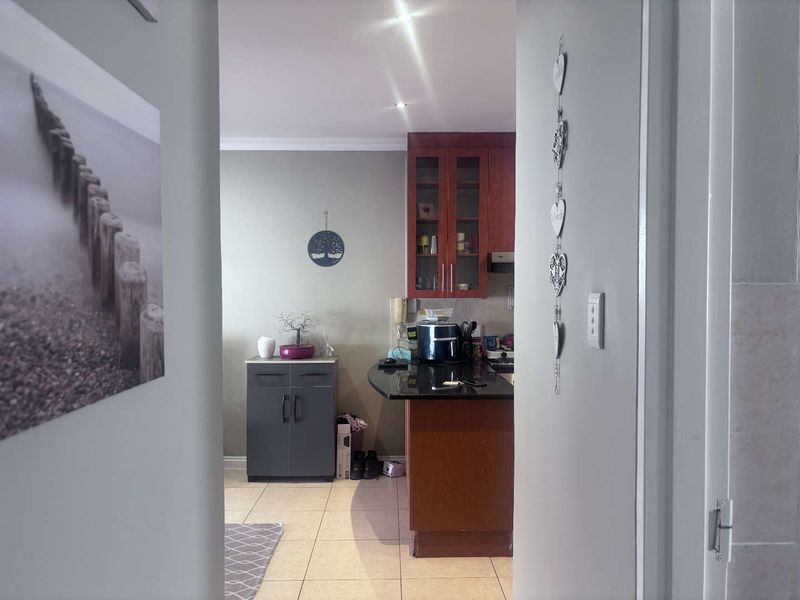 King's Court Apartment - Photo 6
