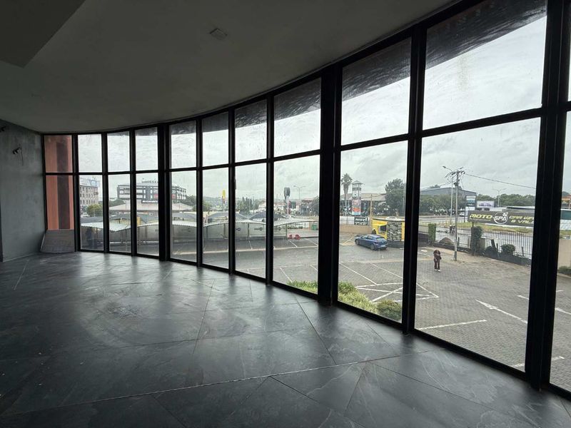 Prime Commercial Space Available in Rivonia - Photo 9