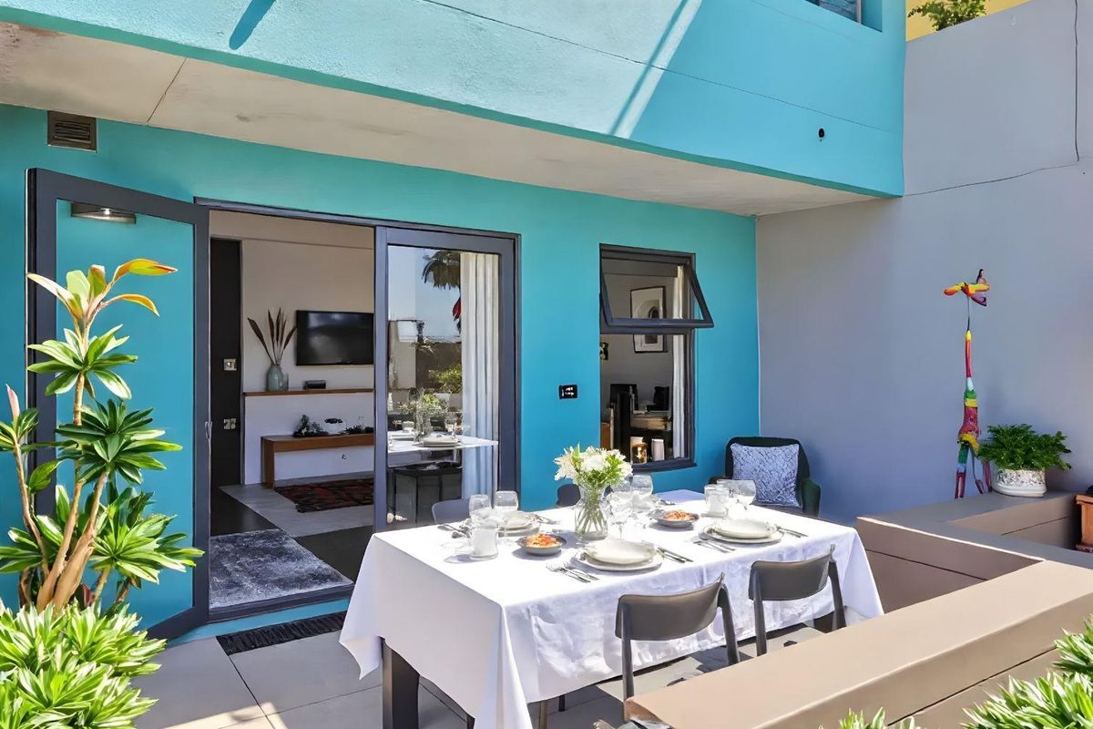 Furnished Apartment with Terrace and Table Mountain Views! - Photo 2