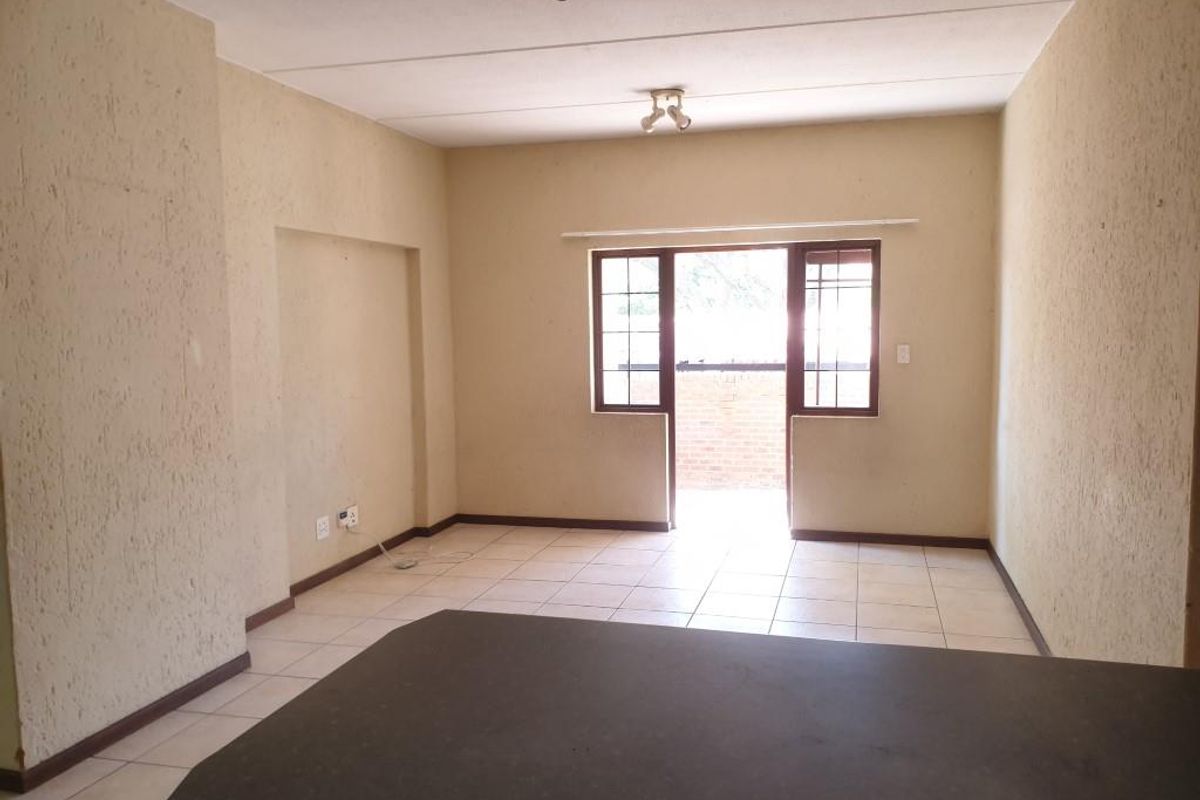 2 BEDROOM GARDEN APARTMENT FOR SALE IN PAULSHOF - Photo 2
