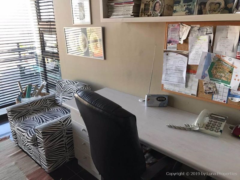 Price Reduced!!Modern Kramersdorf Mansion with permanent dune view - Photo 10