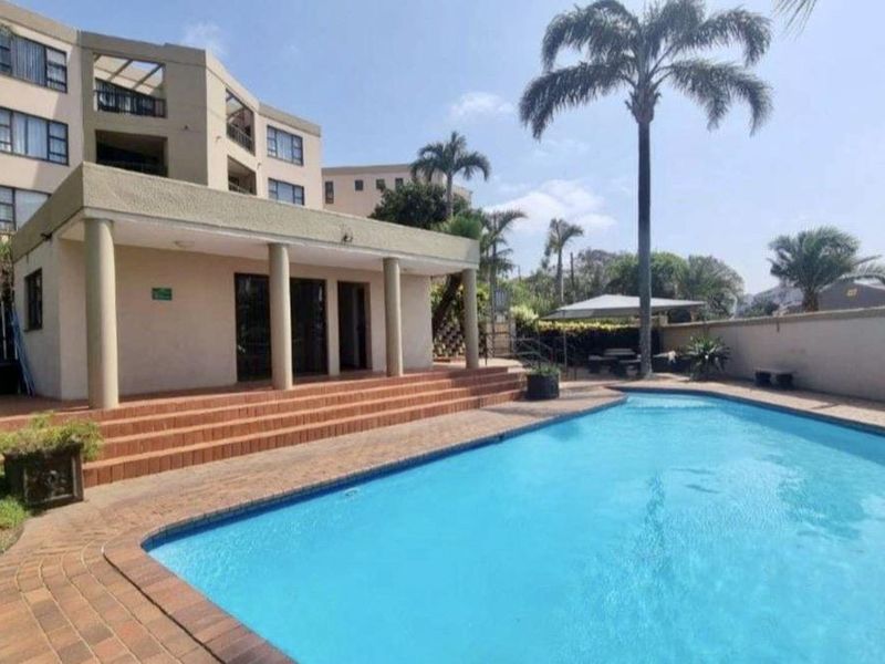 Hendra - Luxurious 3-Bedroom Apartment in The Shades, Umhlanga Rocks For Sale - Photo 2