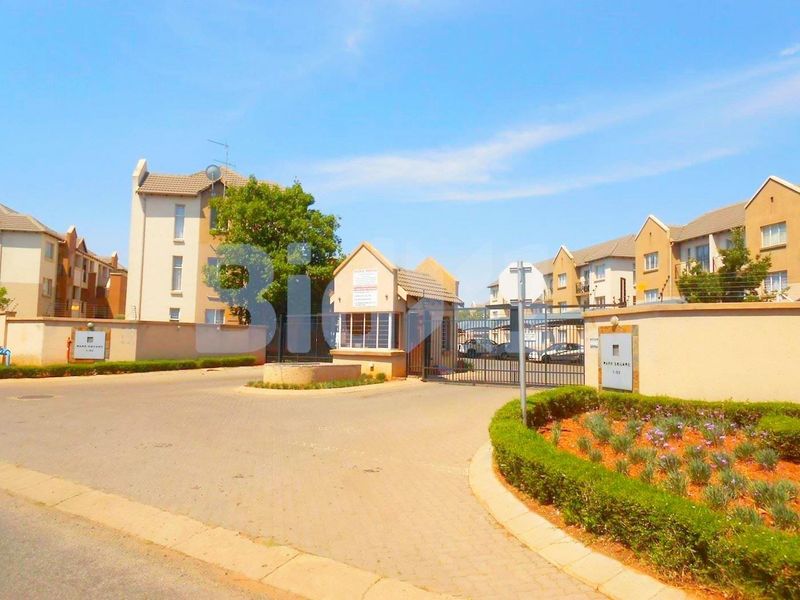 Perfect two bedroom townhouse in Klippoortje - Photo 10