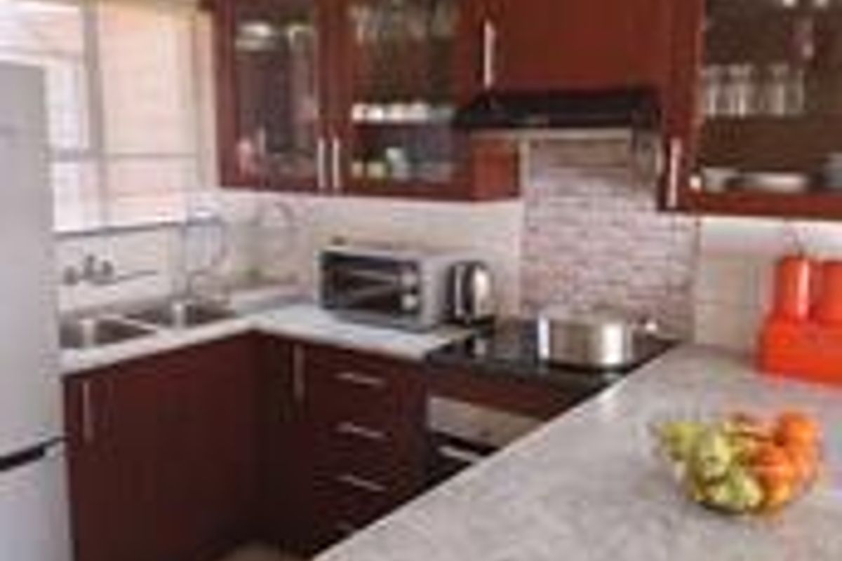 THREE BEDROOM TOWNHOUSE FOR SALE IN BOKSBURG CENTRAL - Photo 2