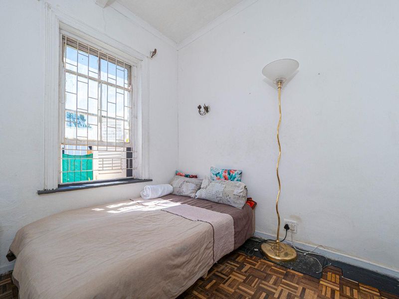 Small Semi for Sale in Mowbray - R1,35m - Photo 8