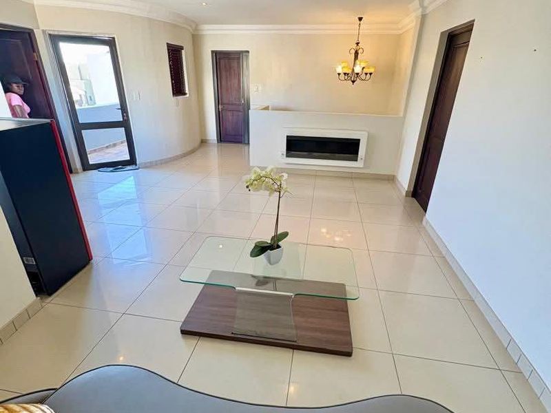 🏡✨ LONG BEACH FAMILY HOME | FOR SALE OR RENT! 🌊 - Photo 4