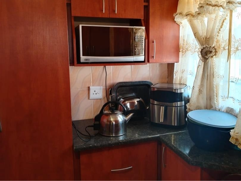 3 bedrooms house for sale in Soshanguve XX - Photo 4